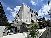 新中野駅より徒歩6分 新築 3階建の賃貸物件