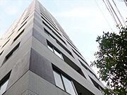 麻布十番駅より徒歩2分 築19年 17階建の賃貸物件
