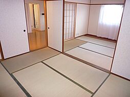 JR指宿枕崎線 宇宿駅 桜ヶ丘5丁目バス停下車 徒歩29分の賃貸マンション 3階3DKのリビング/ダイニング