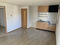 肥薩おれんじ鉄道 上川内駅 育英小入口下車 徒歩35分の賃貸アパート 1階2LDKのリビング/ダイニング