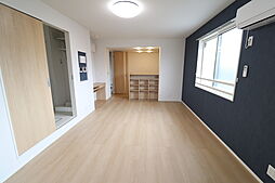 JR指宿枕崎線 慈眼寺駅 大御堂（鹿児島交通）下車 徒歩13分の賃貸アパート 3階1LDKのリビング/ダイニング