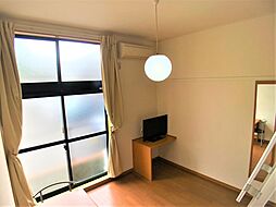 JR鹿児島本線 鹿児島中央駅 バス34分 大峯団地車庫前下車 徒歩7分の賃貸アパート 2階1Kのリビング/ダイニング