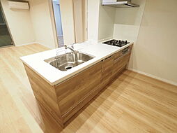 鹿児島市電1系統 荒田八幡駅 二中通駅　徒歩16分、　鹿児島下車 徒歩13分の賃貸マンション 1階2LDKのリビング/ダイニング