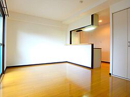 鹿児島市電1系統 新屋敷駅 徒歩7分の賃貸マンション 5階ワンルームのリビング/ダイニング