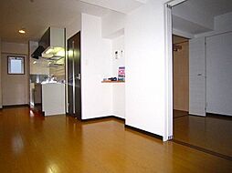 鹿児島市電1系統 二中通駅 徒歩12分の賃貸マンション 1階1LDKのリビング/ダイニング