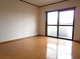 鹿児島市電2系統 鹿児島駅前駅 伊敷ニュータウン東通下車 4.7kmの賃貸マンション 3階3LDKのリビング/ダイニング