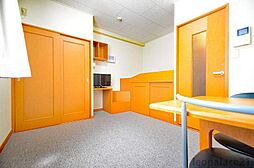 JR鹿児島本線 鹿児島中央駅 バス16分 後庵下車 徒歩6分の賃貸アパート 2階1Kのリビング/ダイニング