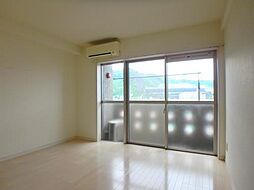 鹿児島市電2系統 鹿児島中央駅前駅 徒歩6分の賃貸マンション 7階1Kのリビング/ダイニング