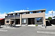 宮ケ浜駅より徒歩14分 築7年9ヶ月 2階建の賃貸物件