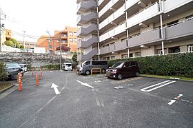 URアーベインルネス穴生