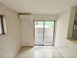 ウィンドヒル御殿山II 3階1LDKのリビング/ダイニング