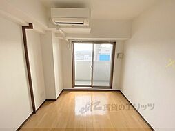 京阪本線 枚方市駅 徒歩12分の賃貸マンション 4階1Kのリビング/ダイニング