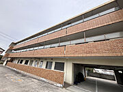 土山駅より徒歩14分 3階 築34年9ヶ月の賃貸物件