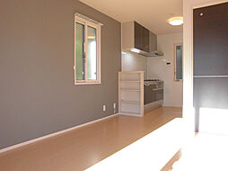 神鉄粟生線 志染駅 徒歩4分の賃貸アパート 1階2DKのリビング/ダイニング