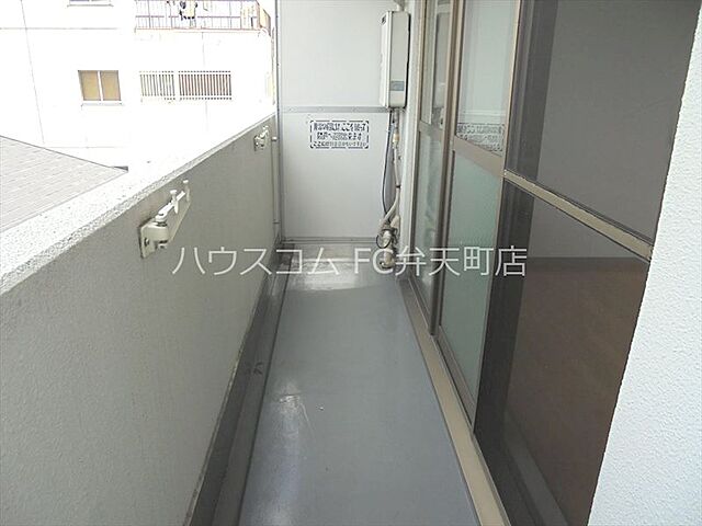 バルコニー