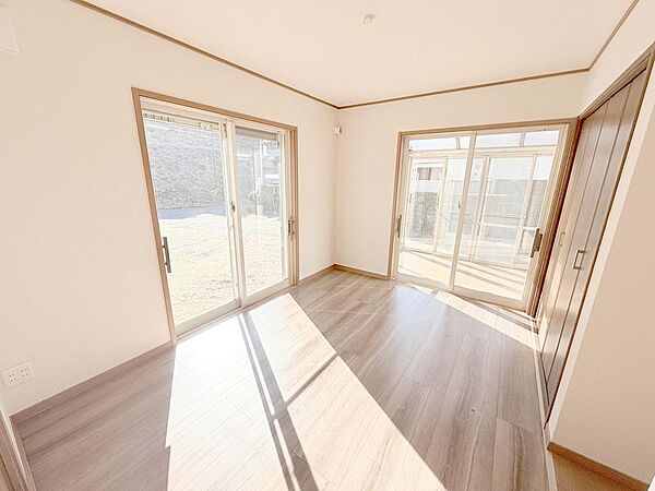 全居室２面採光、明るい室内です