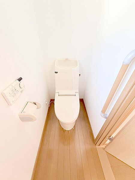 トイレは各階にございます