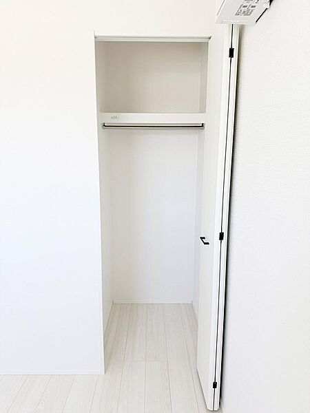 同社施工例　　クローゼット