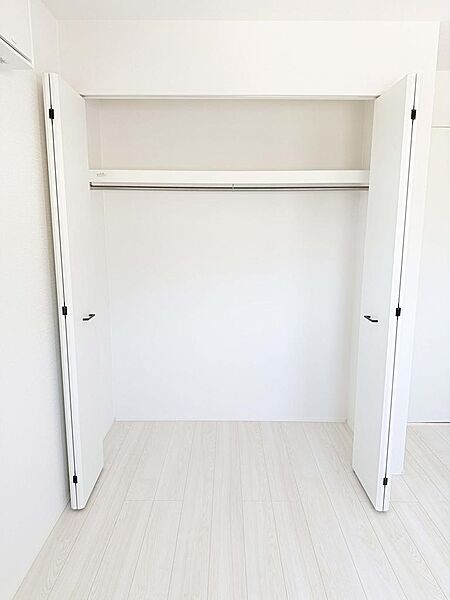 同社施工例　クローゼット