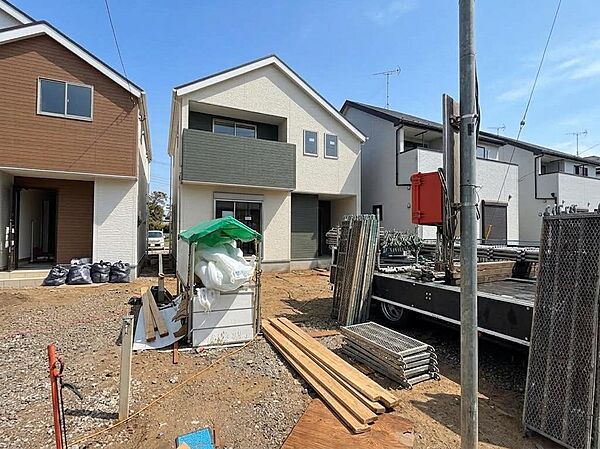 ６号棟外観　もうすぐ完成♪室内内覧可能です。お気軽にお申し付けください。現地（9月12日）撮影