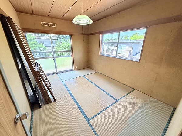 ２階６帖の和室