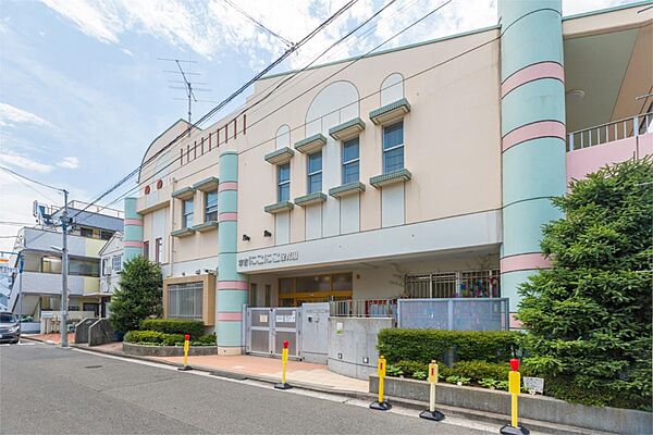 末吉にこにこ保育園（700m）