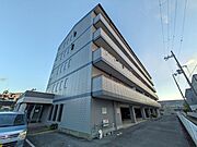 伊丹駅よりバス9分 徒歩4分 2階 築30年1ヶ月の賃貸物件