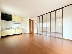 ライフランドスケープ A棟 1階2LDKのリビング/ダイニング