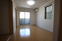 カーサフィオーレ 1階2Kのリビング/ダイニング