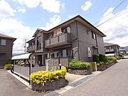 伊丹駅よりバス15分 徒歩6分 2階 築24年8ヶ月の賃貸物件