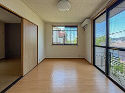 中山手ガーデンパレスC棟 1階2Kのリビング/ダイニング