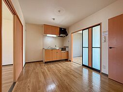 大倉山ハイツA棟 2階2DKのリビング/ダイニング