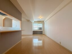 シルフィード・ドゥ・花隈 2階ワンルームのリビング/ダイニング