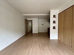 マーキスリー 2階ワンルームのリビング/ダイニング