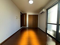 プランドール湊川 2階1Kのリビング/ダイニング