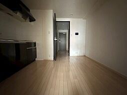 サムティ三宮レガニール 10階1DKのリビング/ダイニング