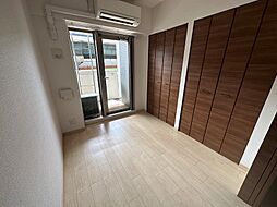 ラヴ神戸三宮 7階1DKのリビング/ダイニング