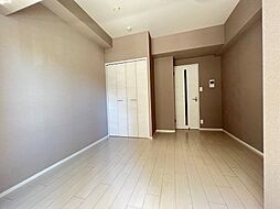 ユリシス新神戸 2階1Kのリビング/ダイニング