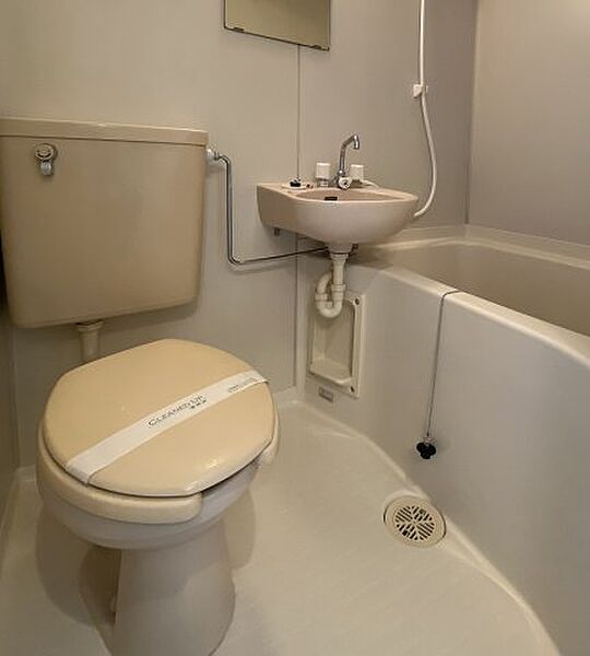 画像10:清潔感のあるトイレ：同一仕様