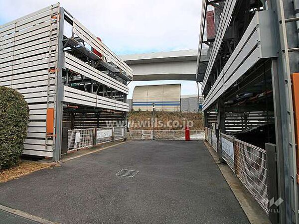 敷地内駐車場（屋外機械式）