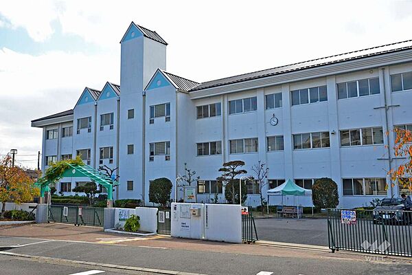 阿武山小学校[公立]の外観