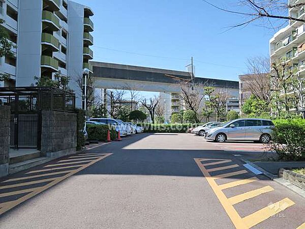 敷地内駐車場（屋外平面式）