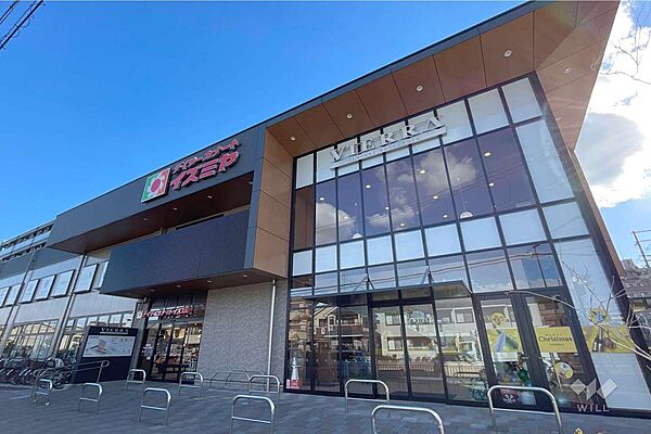 イズミヤ(新中条店)の外観