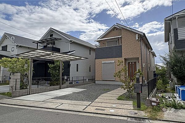 物件の外観（北東側から）［2026年8月8日撮影］