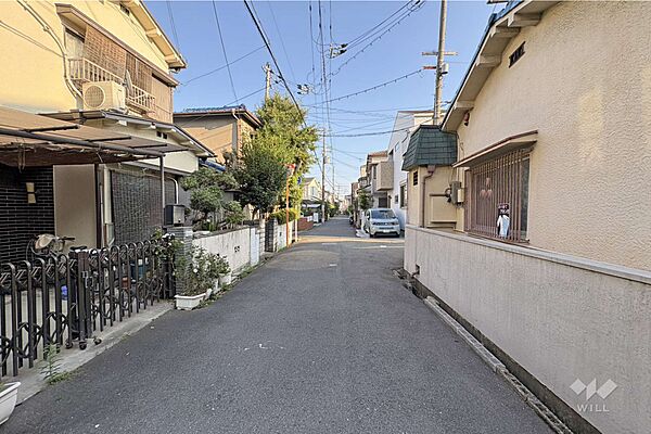 物件の西側前面道路（北側から）［2026年6月29日撮影］