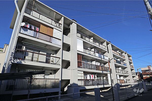 土橋住宅の外観（南西側から）