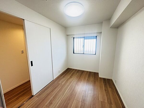 apartment 群馬県前橋市表町2丁目28-8
地図を見る