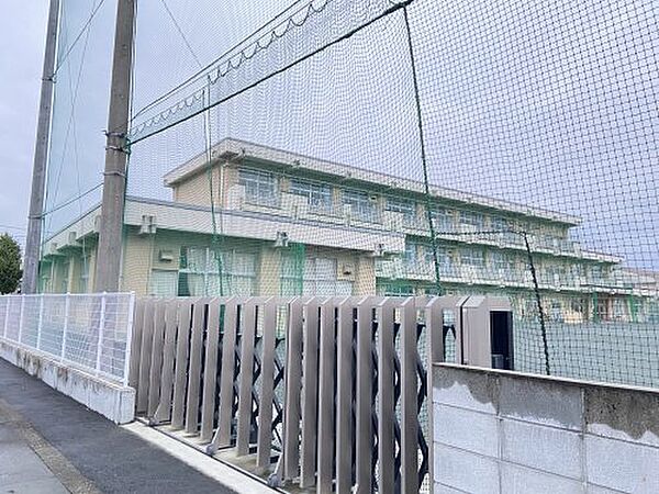 apartment 群馬県前橋市表町2丁目28-8
地図を見る