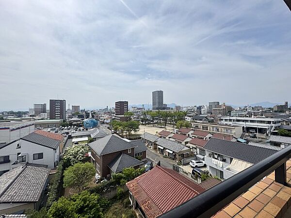 apartment 群馬県前橋市文京町1丁目32-7
地図を見る