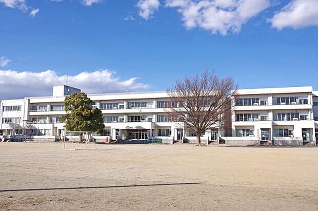 【小学校】玉村町立芝根小学校まで2058ｍ